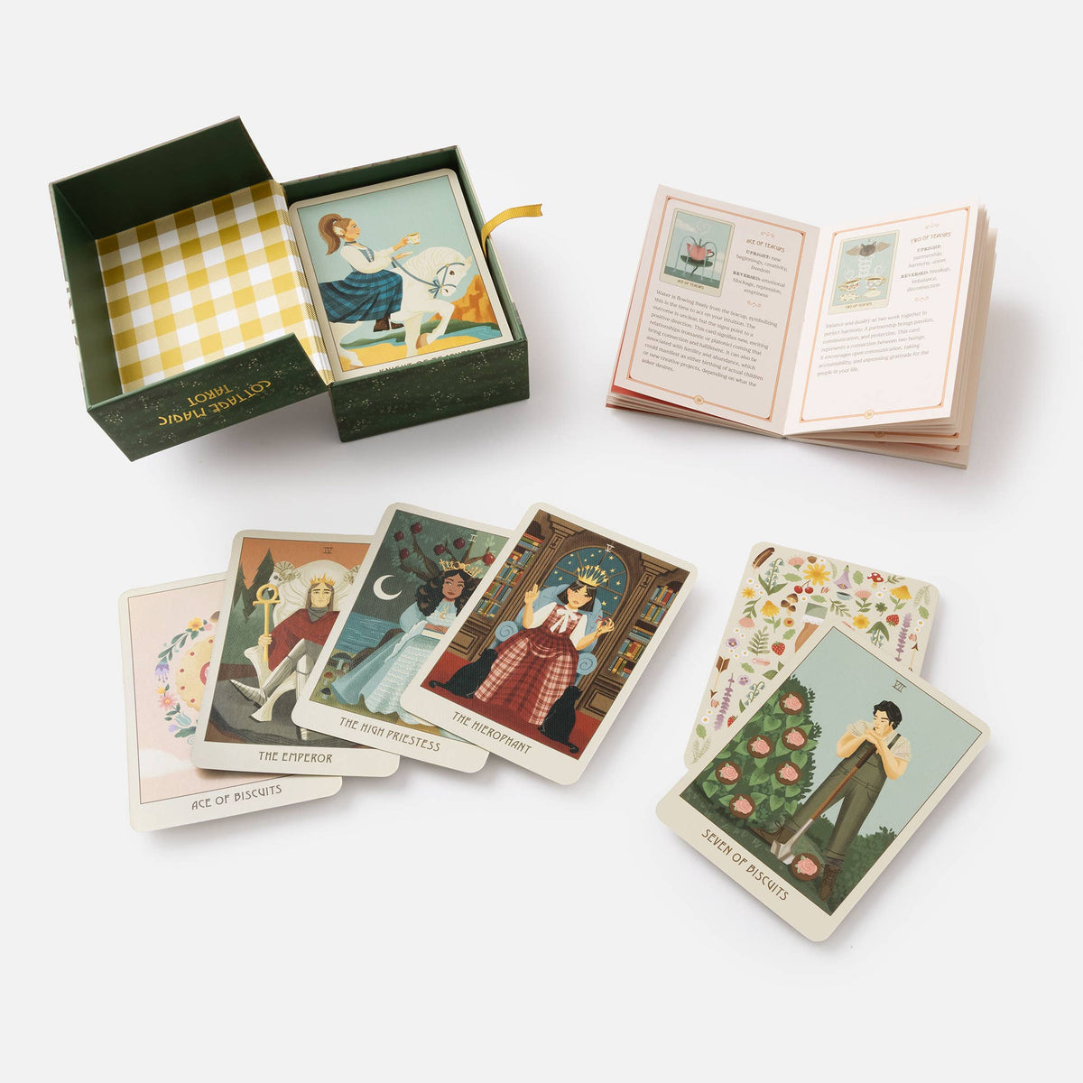 Penguin Random House LLC - Cottage Magic Tarot
